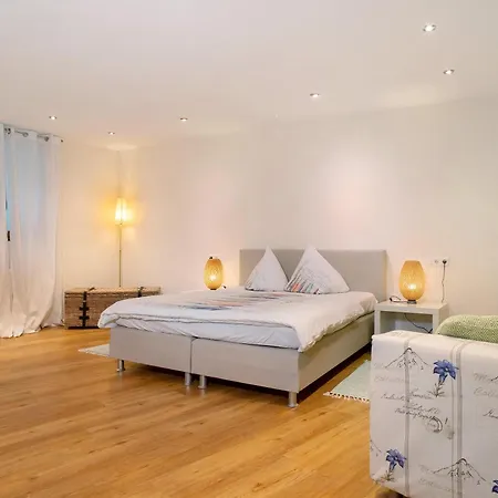 Puppenhaus Guest house Immenstaad am Bodensee