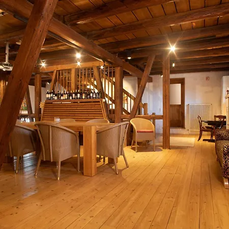 招待所 Puppenhaus 4*