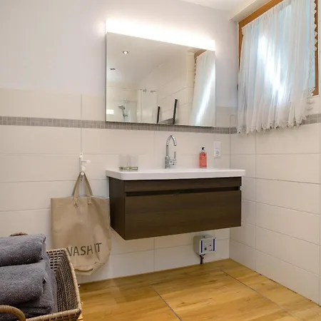 招待所 Puppenhaus 4*