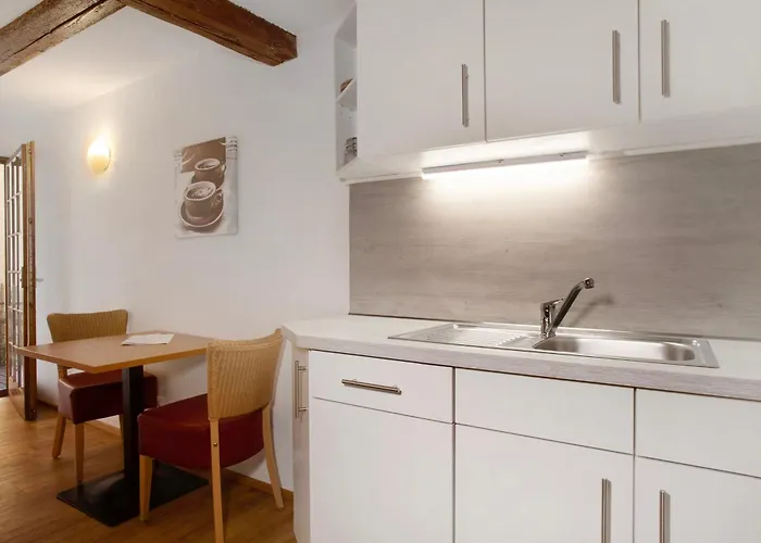 Puppenhaus اممنستاد ام بودينسي